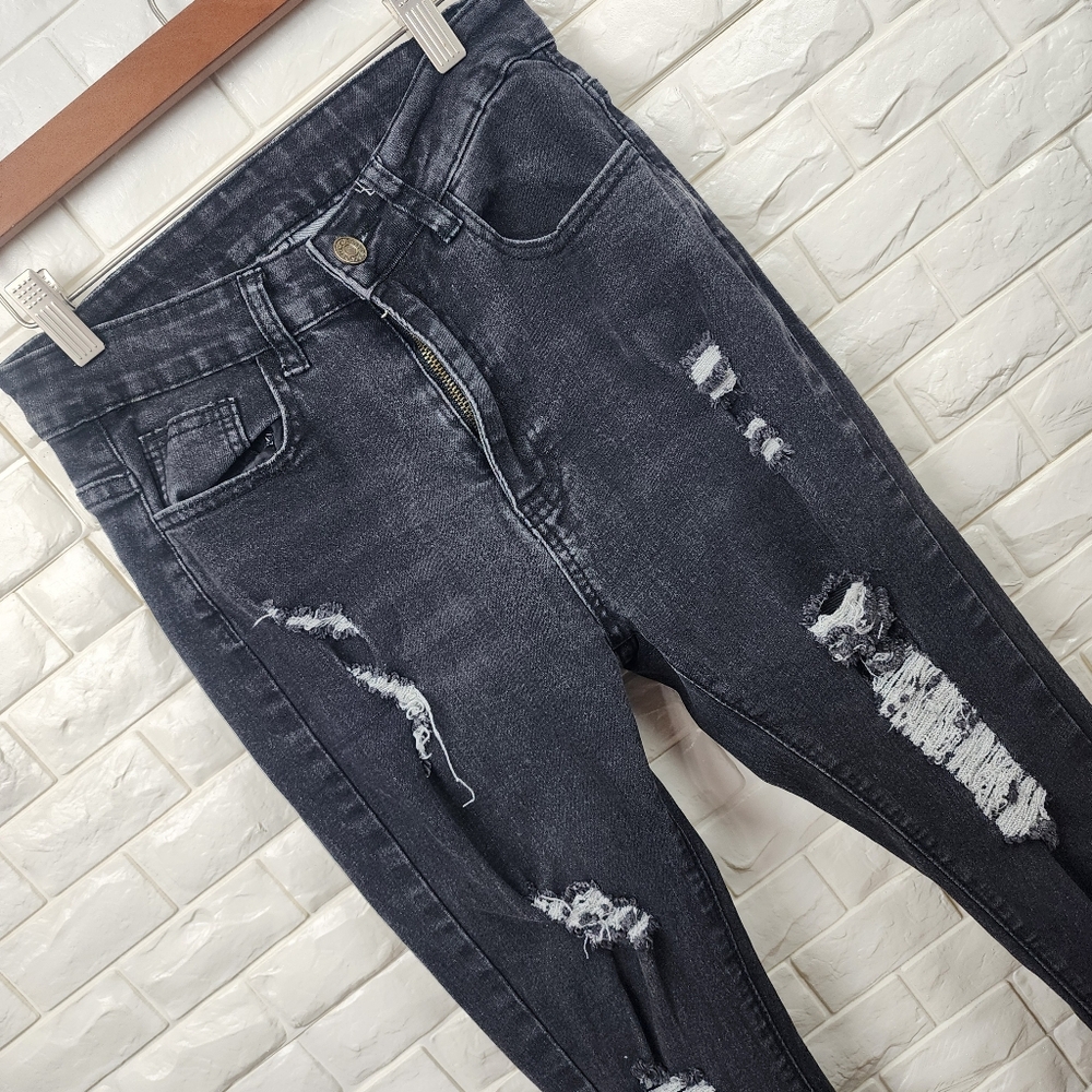small tattered jeans. - Picture 3 of 6